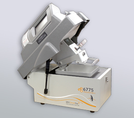 SPEX Kryomühle 6775 Freezer/Mill® mit geöffnetem Deckel und eingesetztem Mahlbehälter Typ 6761, Mahlkapazität 0,1 bis 5 g (kleines Polycarbonat-Mahlset, metallfrei)